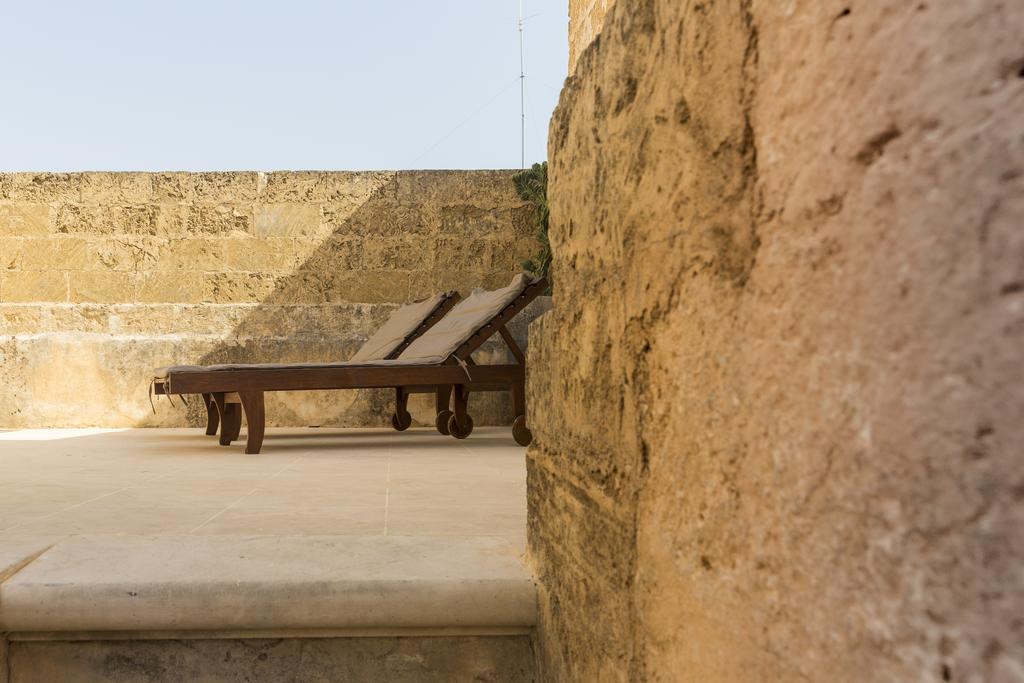 Palazzo Morisco Bed & Breakfast กาเยียโน เดล คาโป ภายนอก รูปภาพ